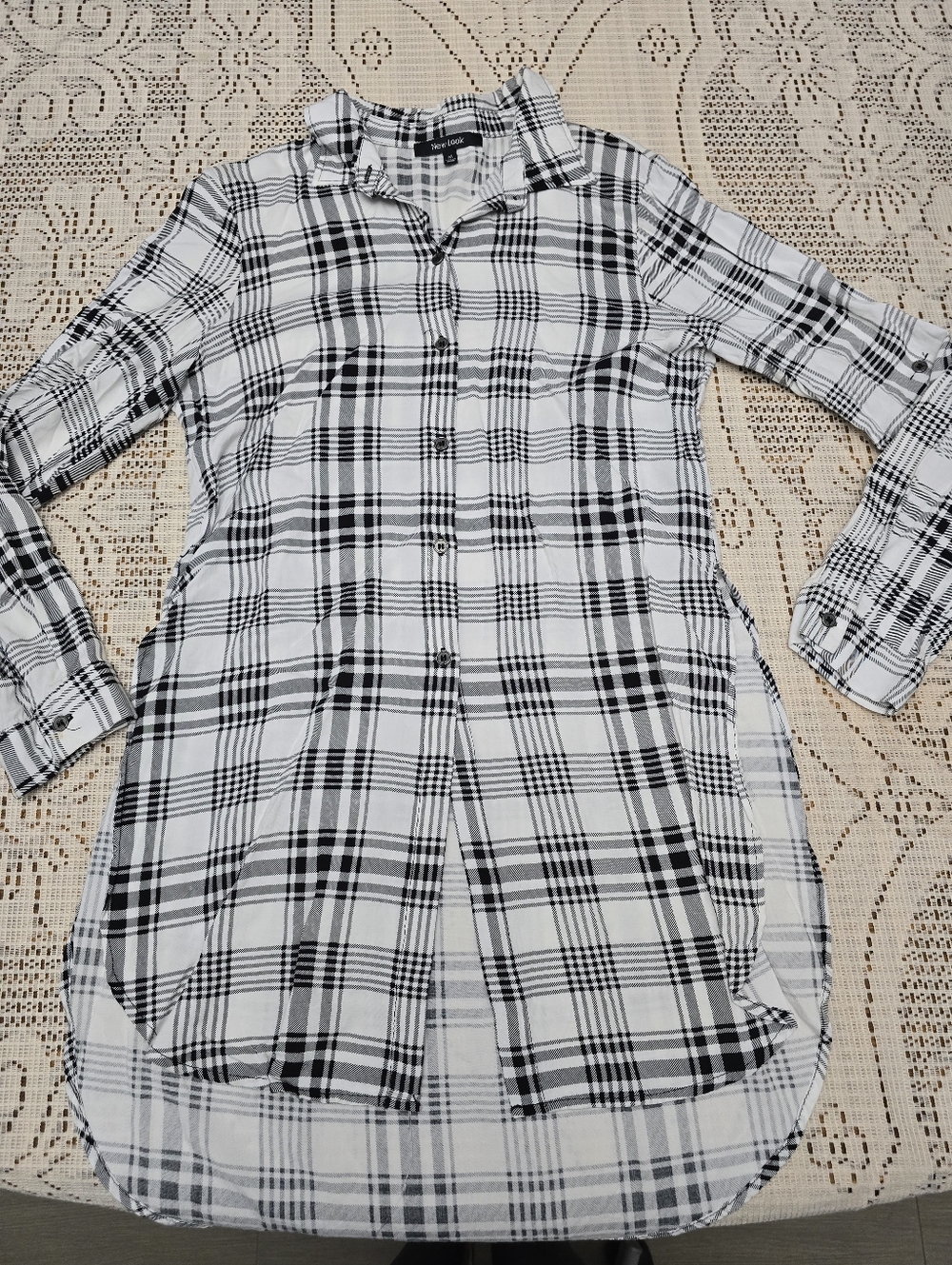 New Look Black & White Plaid Button-Down Shirt